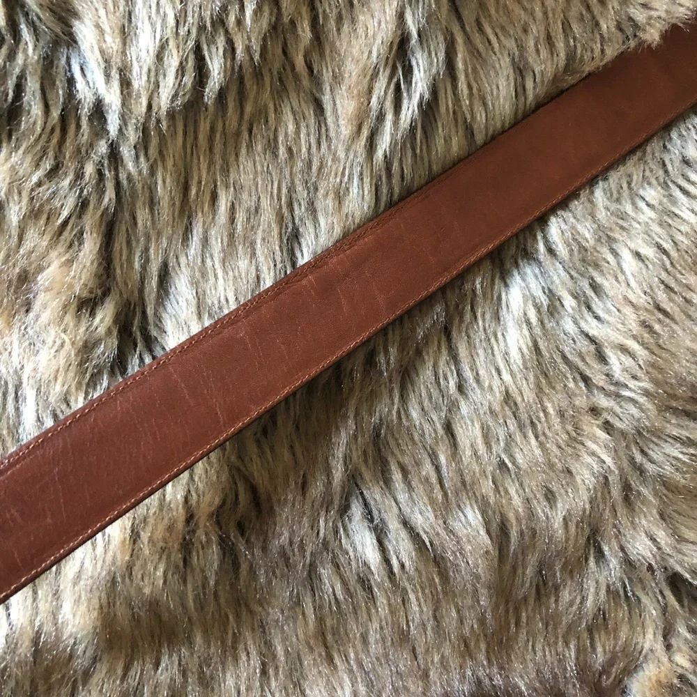 Coach reddish brown polished cowhide leather belt 42x105 cm